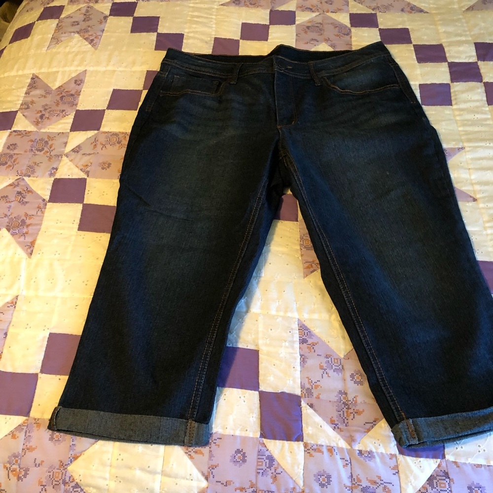 Denim Capri pants